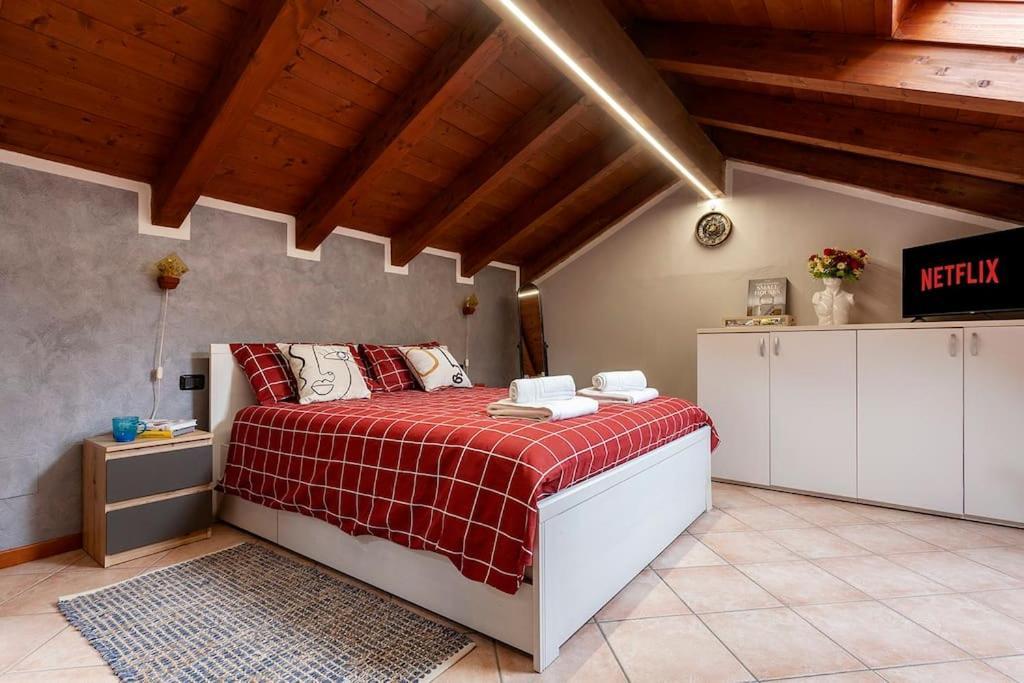 Alex Haus Apartment Сома Ломбардо Екстериор снимка